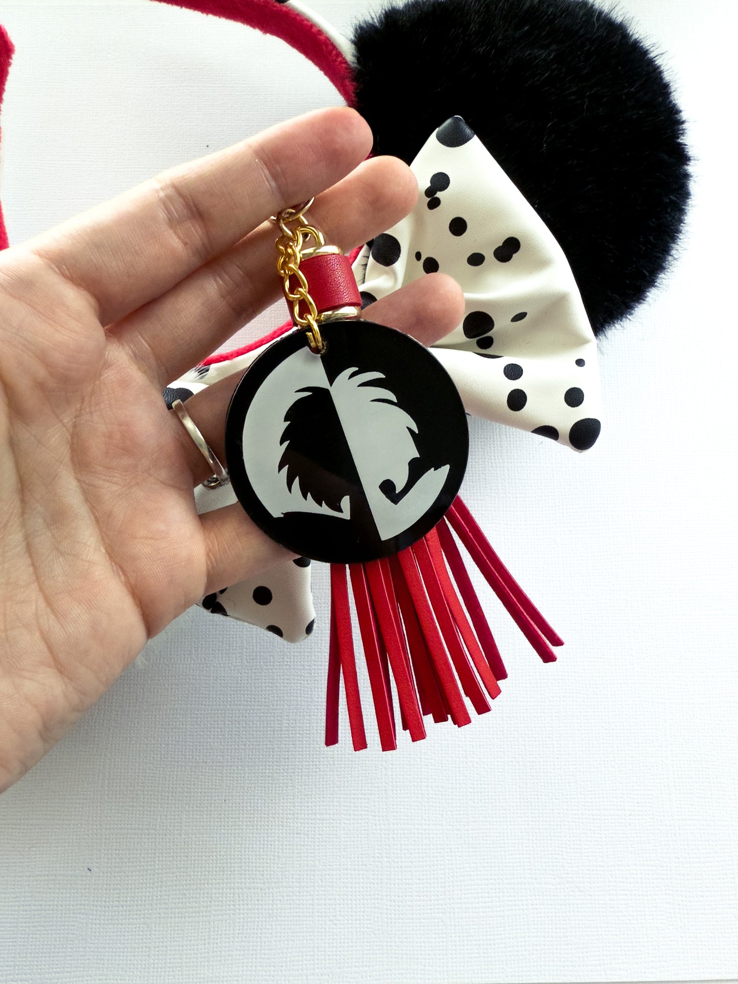 Cruella De Vil Keyring Hand-Painted Back Acrylic Keychain | Villain-Inspired Keychain - The Bold Designer