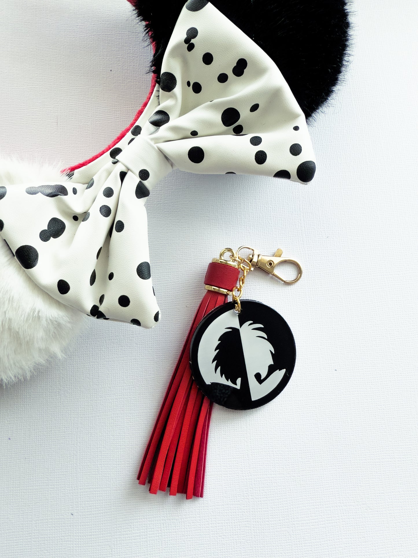 Cruella De Vil Hand-Painted Acrylic Keychain - Red Tassel With Cruella De Vil Ears